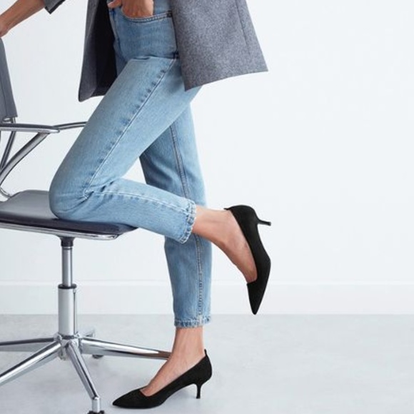 Everlane Shoes - Everlane Editor Heel Kitten Pump Black Suede